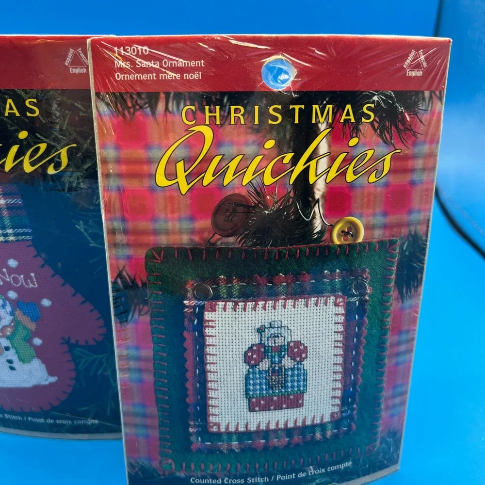 Leisure Arts Christmas Quickies Cross Stitch Kits Snowman Mitten Mrs Santa 2pk